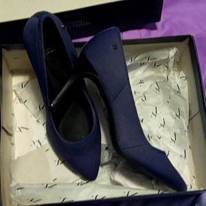 SVW 8.5 navy high heels